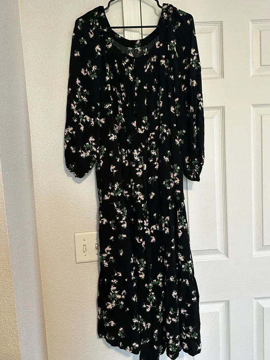 Black Floral Midi Dress - Picture 1 of 3